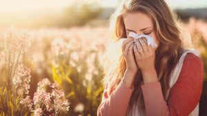 Harctic superfoods une femme qui souffre des allergies au pollen au printemps